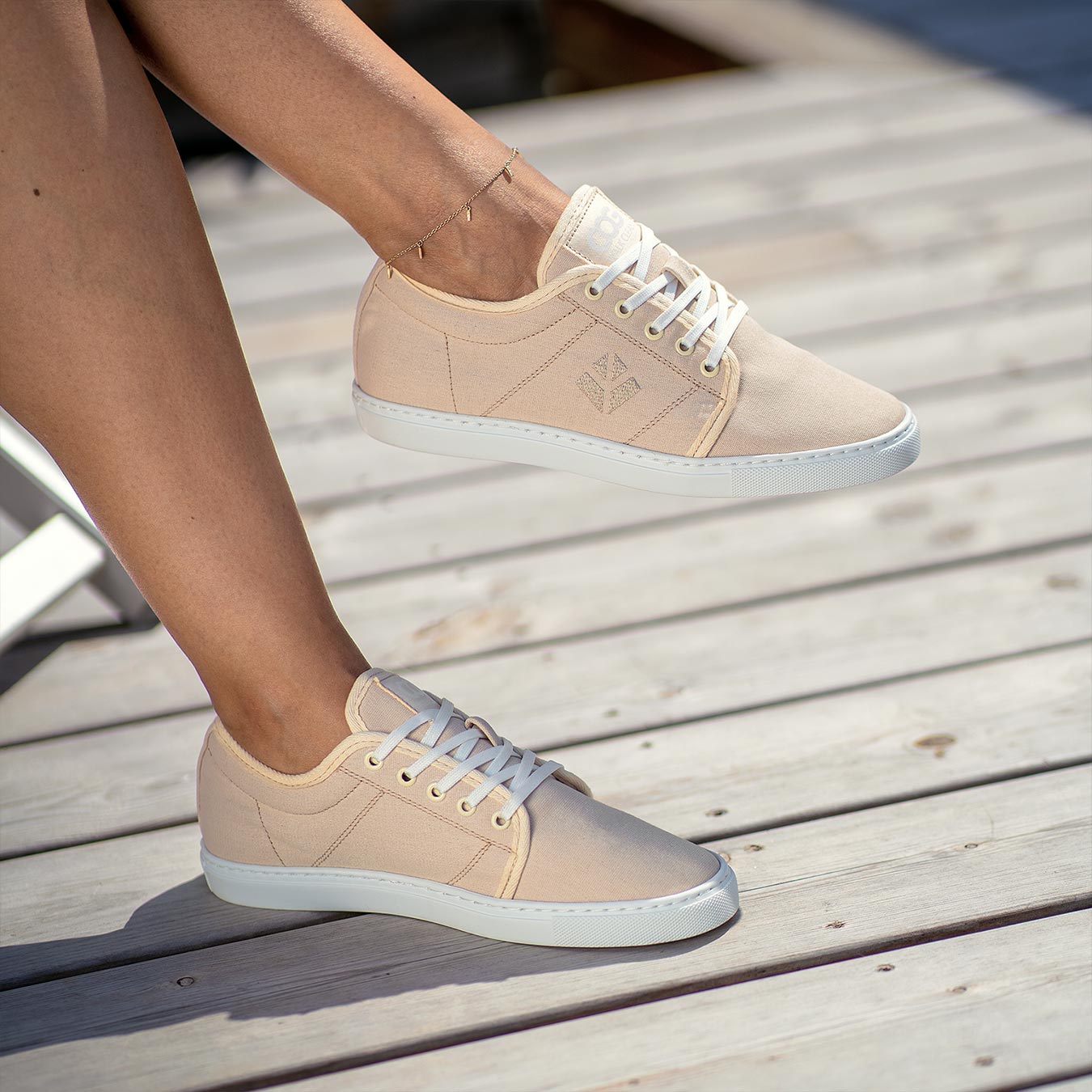 Gaia Sneakers - Beige