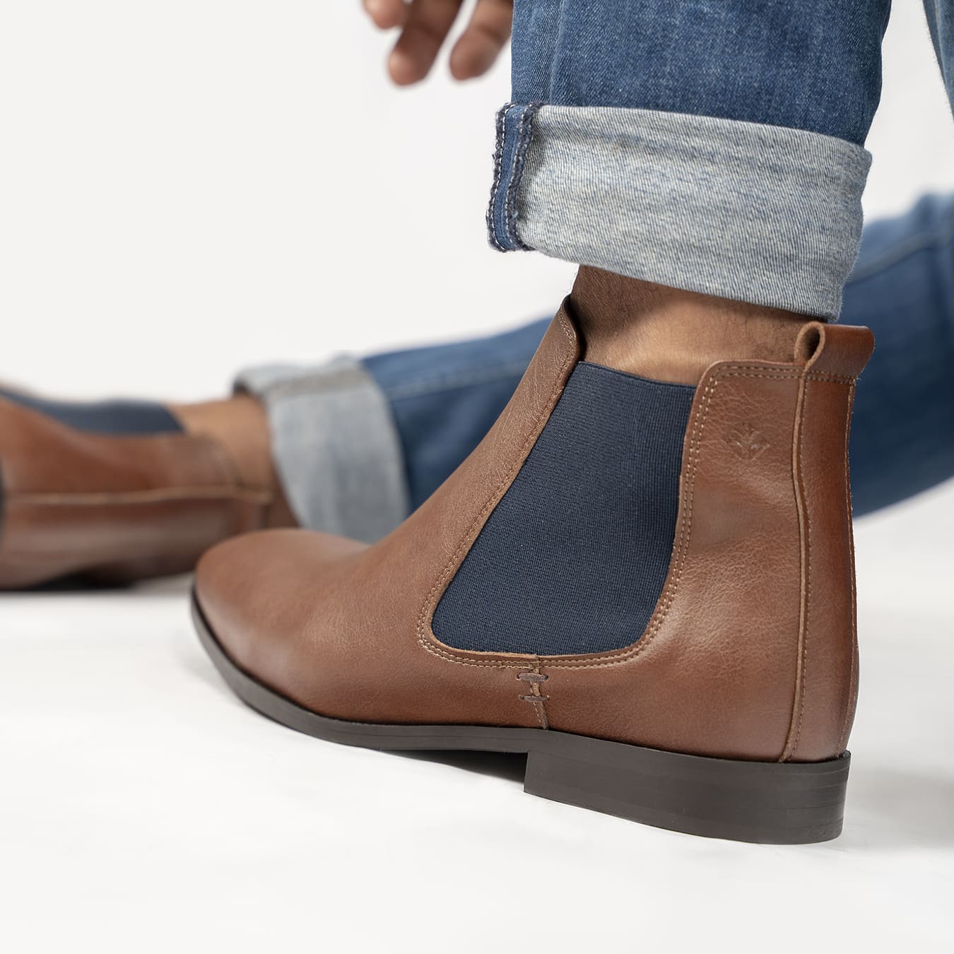 Alan Chelsea Boots - Brown