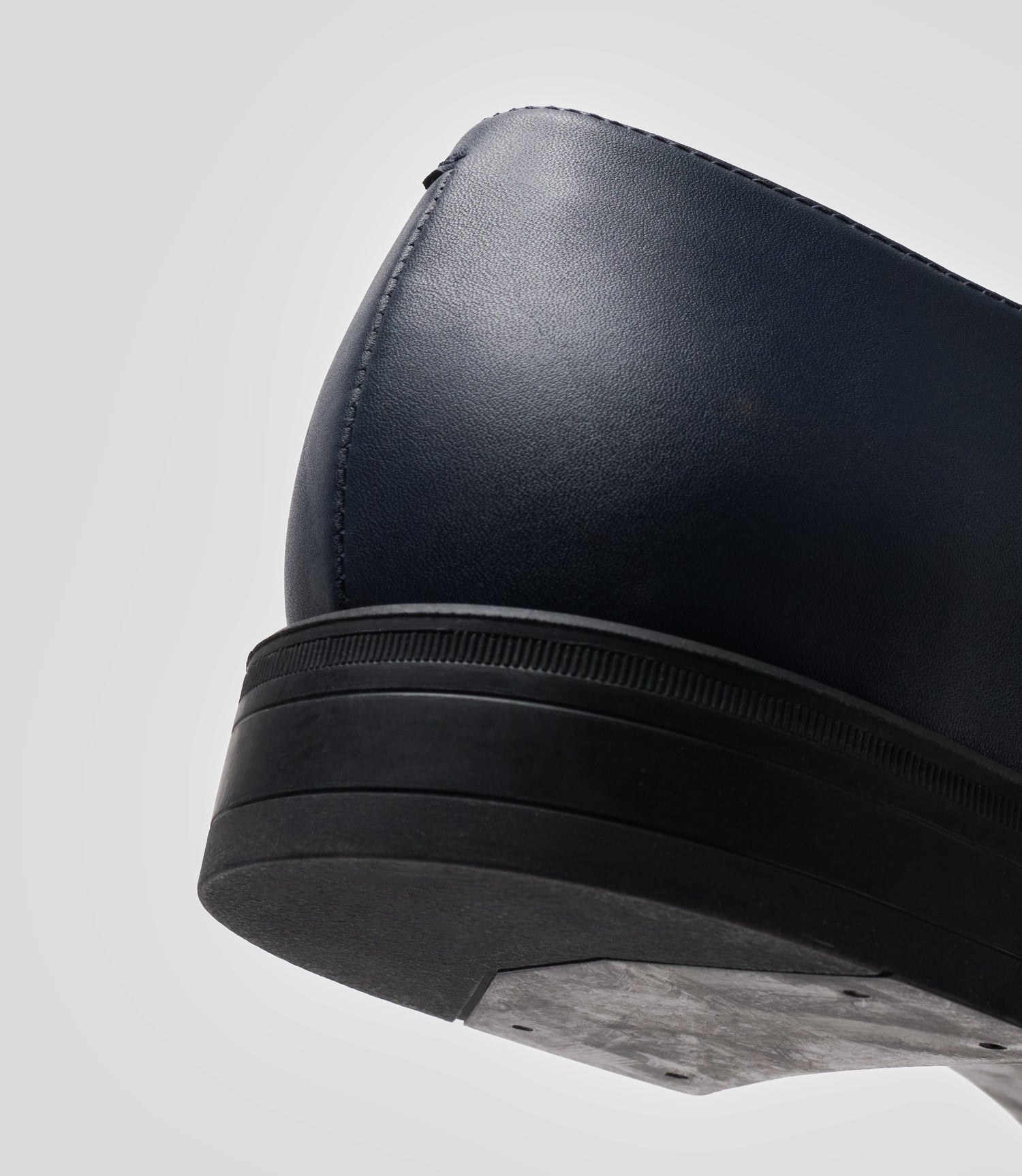 Vegane Oxford Schuhe für Herren in Schwarz, Braun & Marineblau