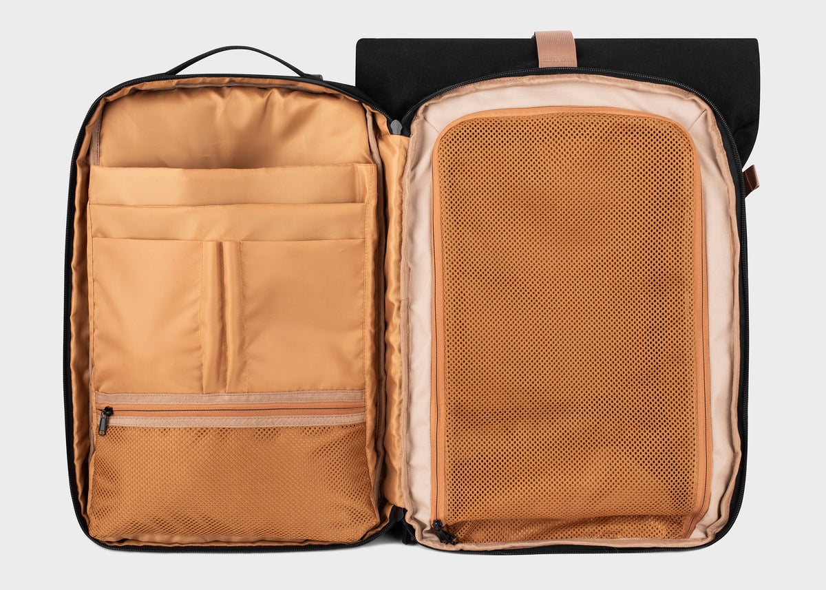 Nomad Hanf Rucksack in Beige & Grün – Dreiviertelansicht