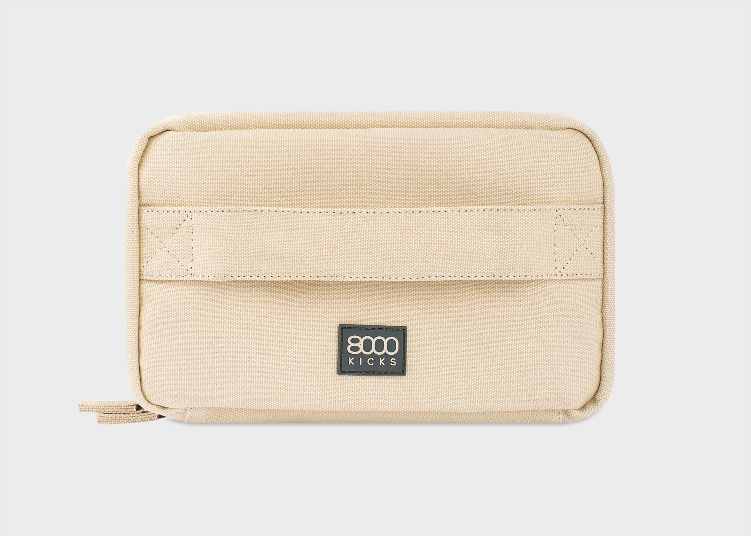 8000Kicks Toilet Bag V2 aus wetterfestem Hanf – Vorderansicht