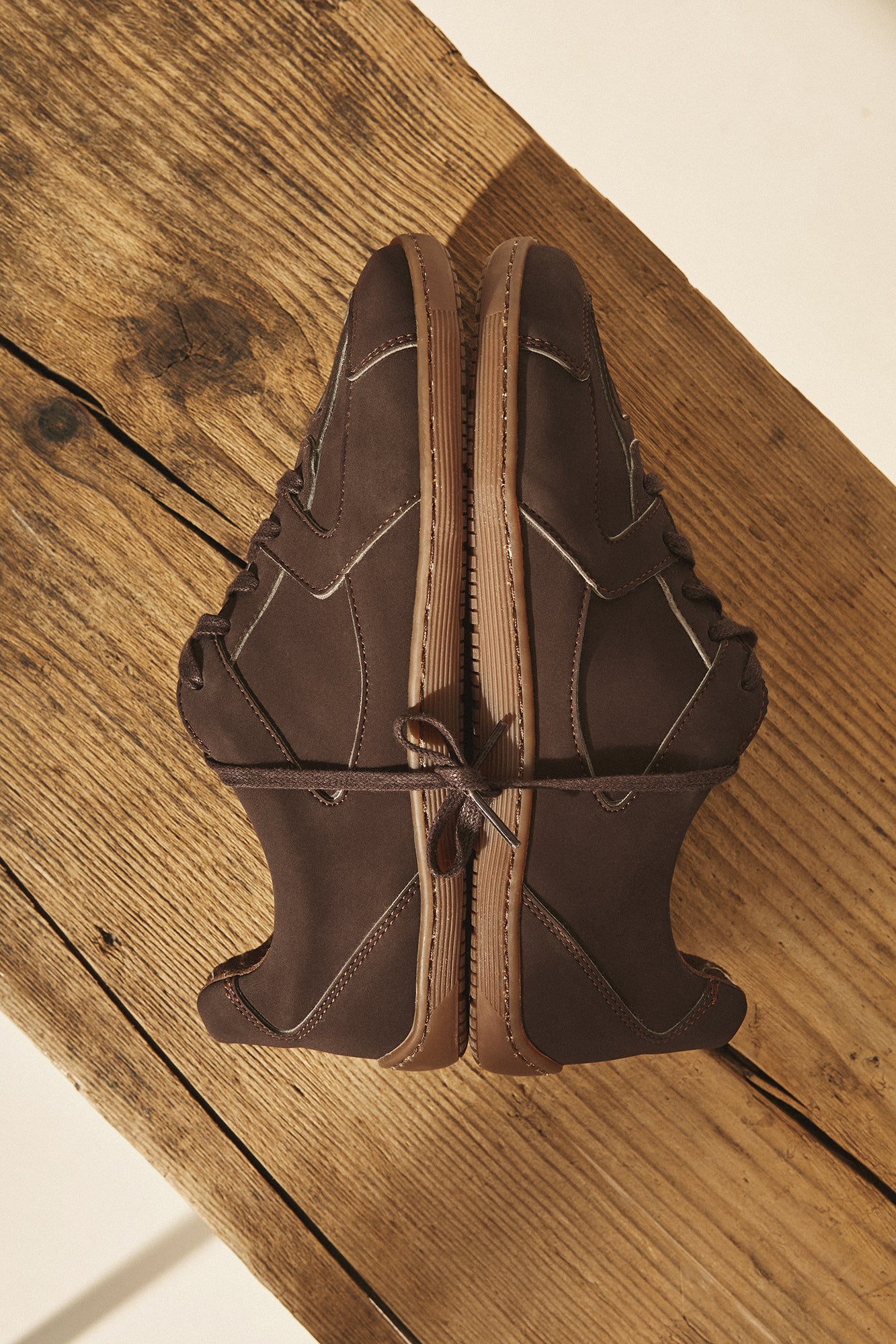 BARE 2 WOOD | Vegane BarfuĂźschuhe aus pflanzlichem Leder