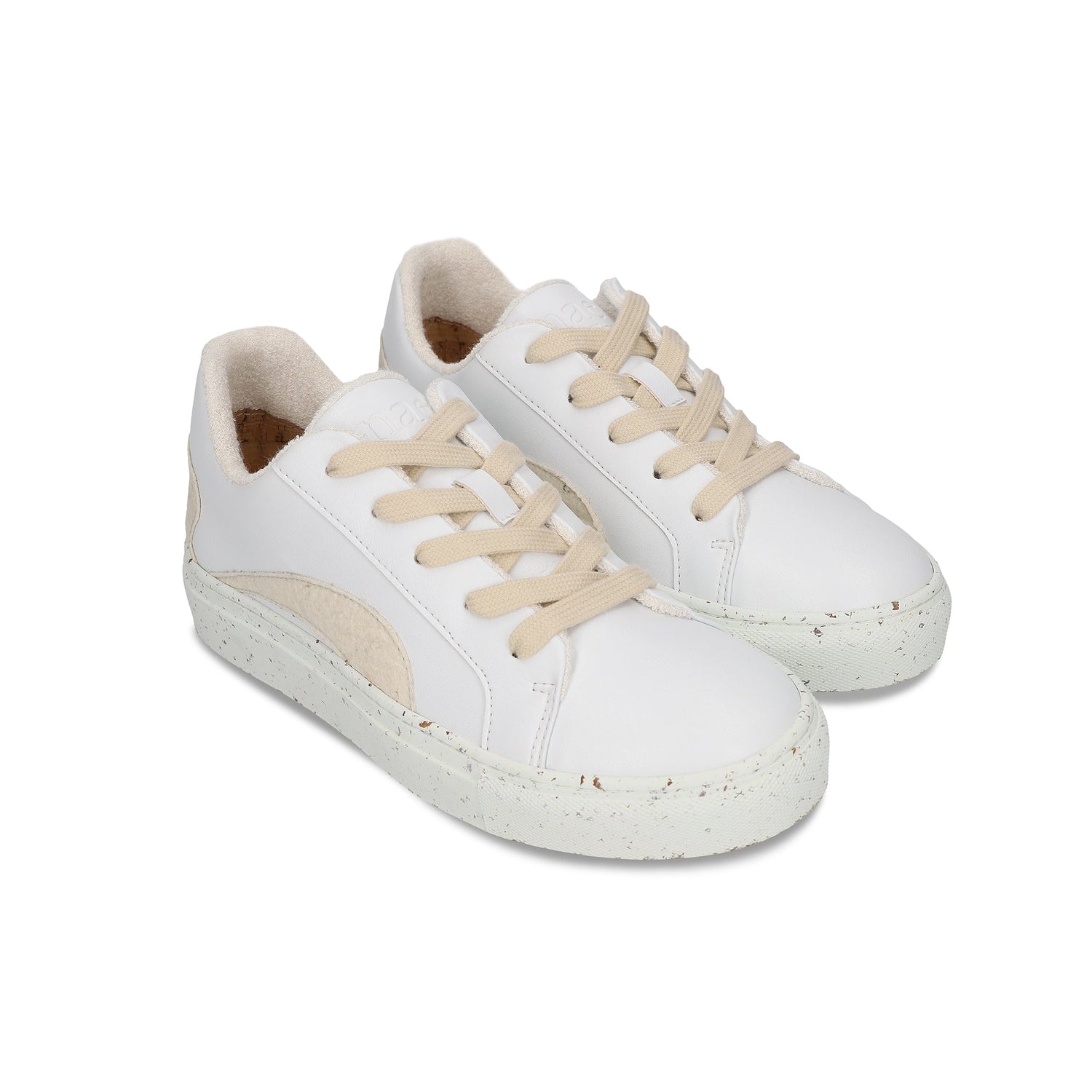Vegan white sneakers unisex lace-up casual on apple skin recycled rubber piñatex