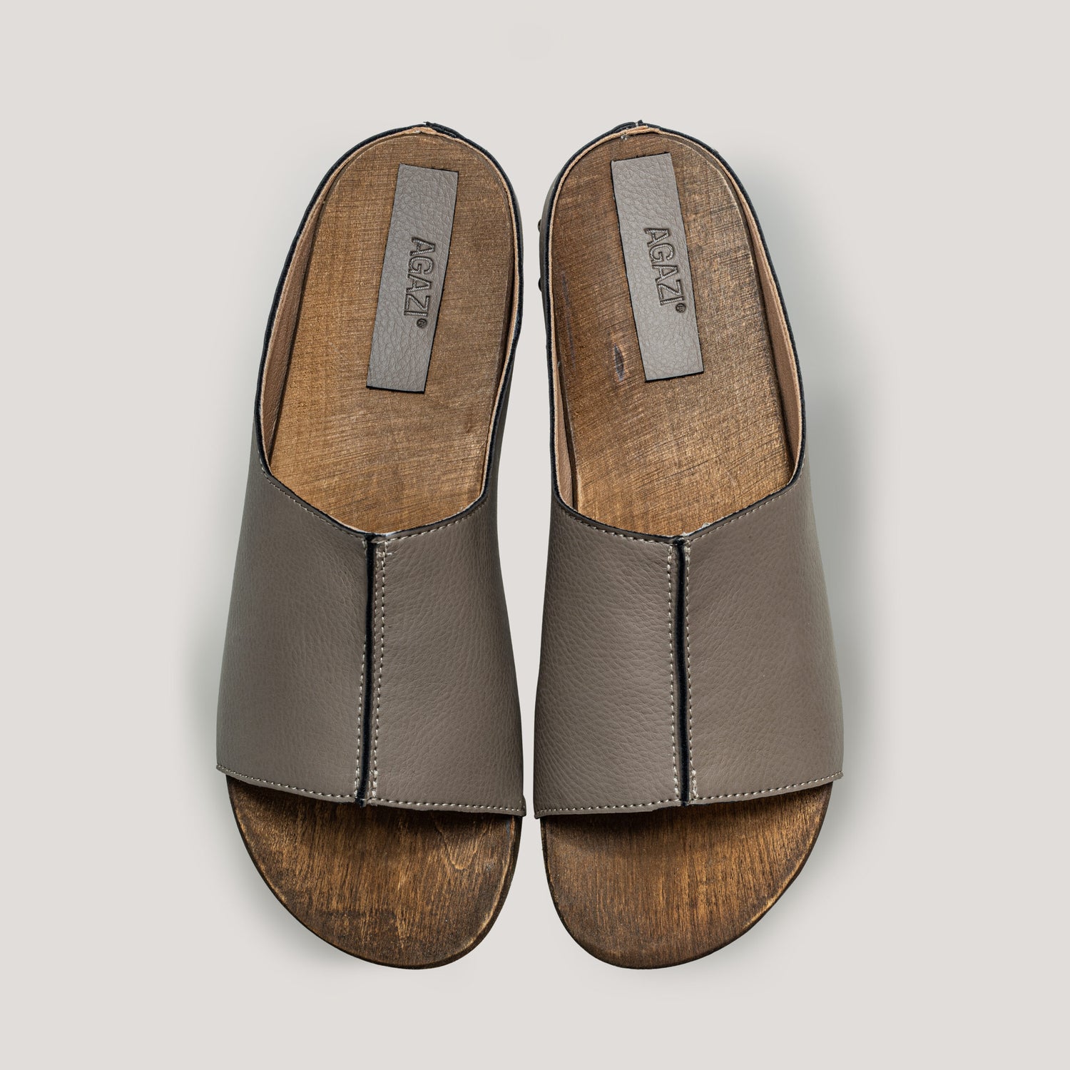 „Pilates, babe!” plant-based clogs: khaki