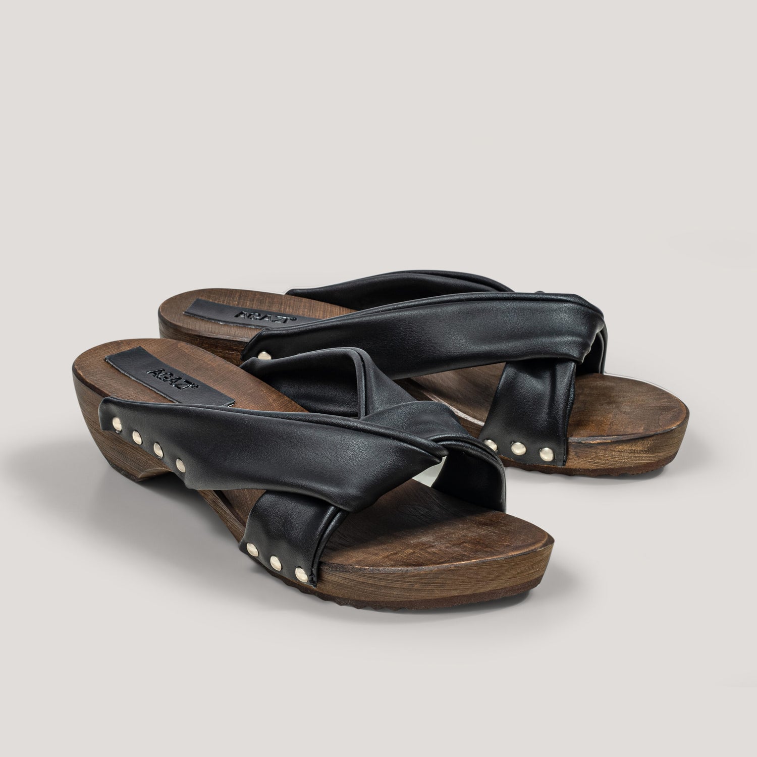 „Take me to Tokyo!“ vegane Traubenleder Holzclogs