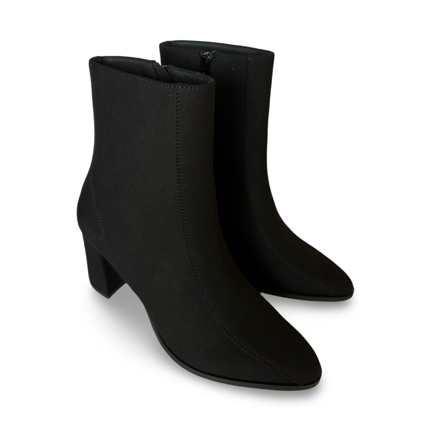 HINA - Schwarze Vegane Wildleder-Stiefeletten mit Absatz