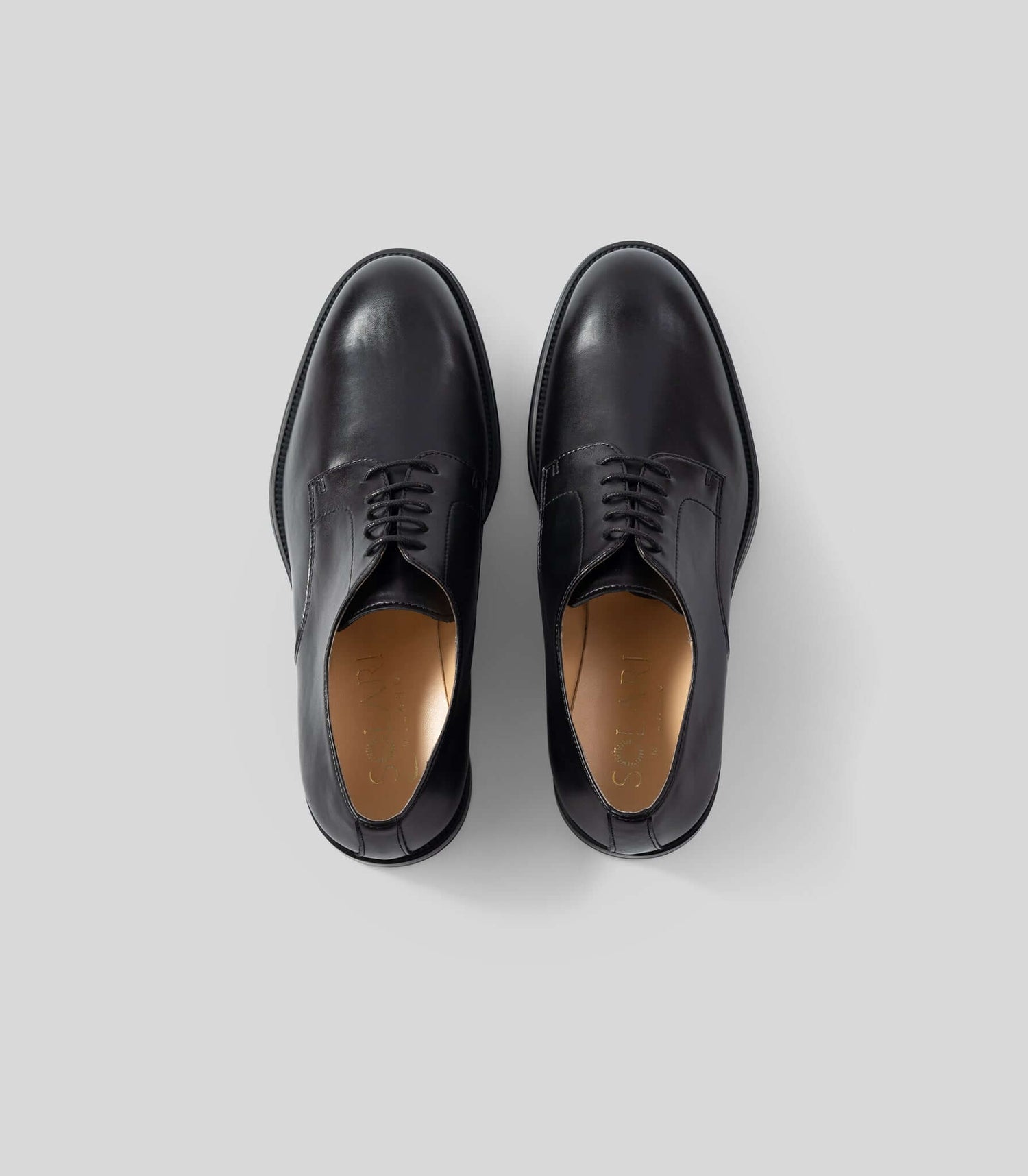 Vegan Derby - Man by Solari Milano, sleek black vegan dress shoes for men, ideal for work and casual events.