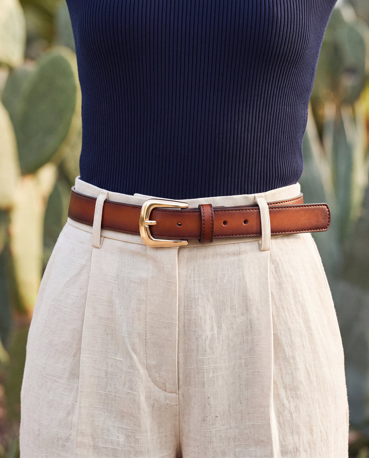 GARRIGA Brown women's vegan belt in Desserto® cactus material – worn by a model