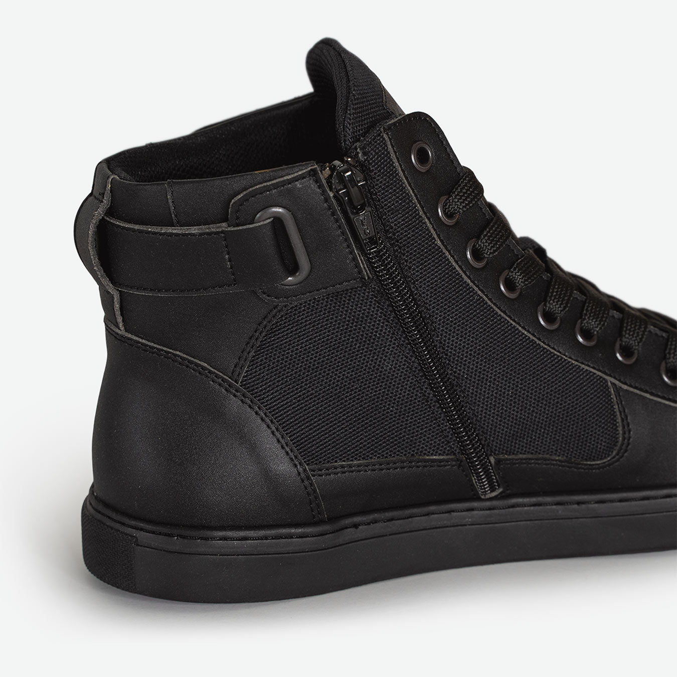 Wallace - Black | Vegan High-Top Sneaker with Zipper