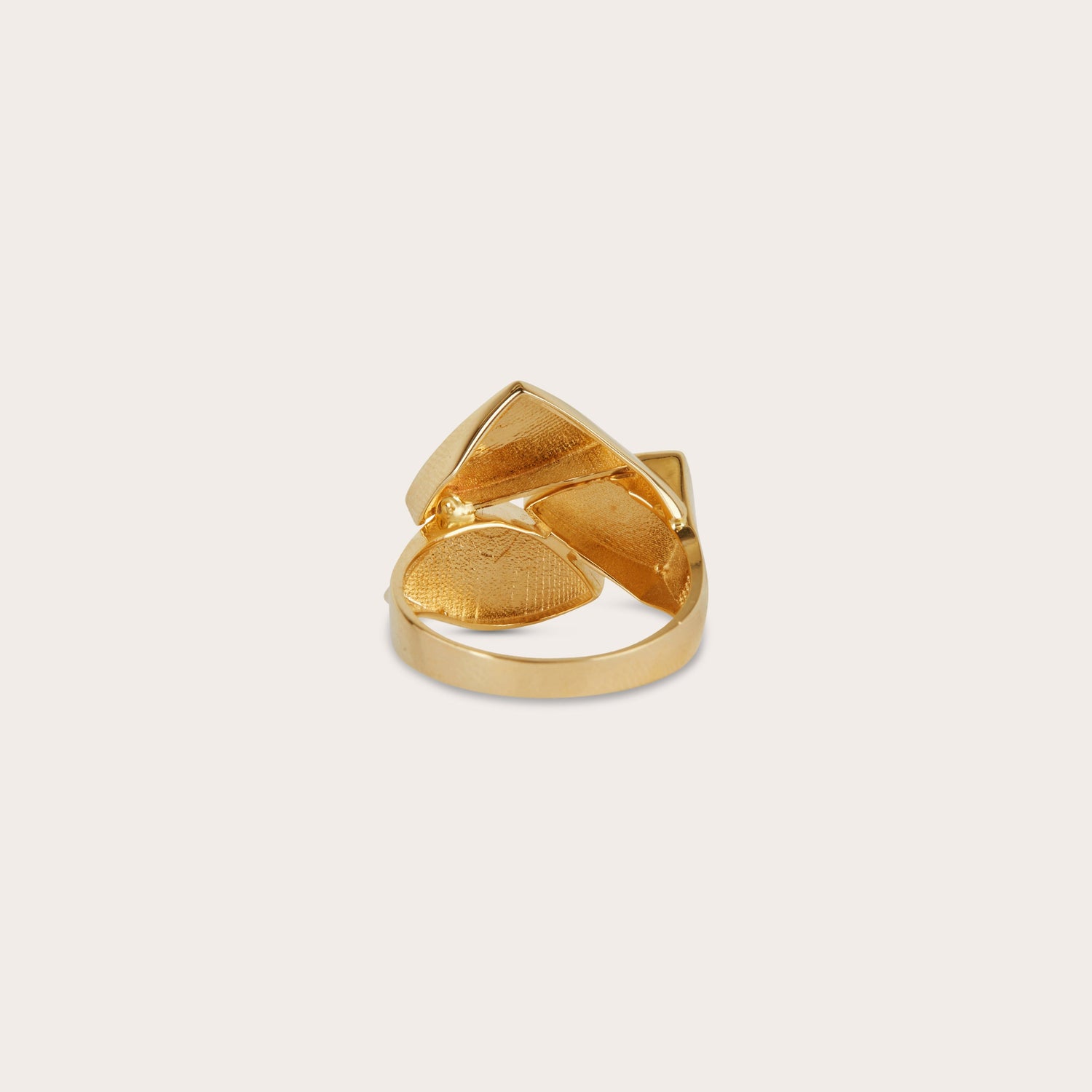 Dreiecksring 14 Karat Gold