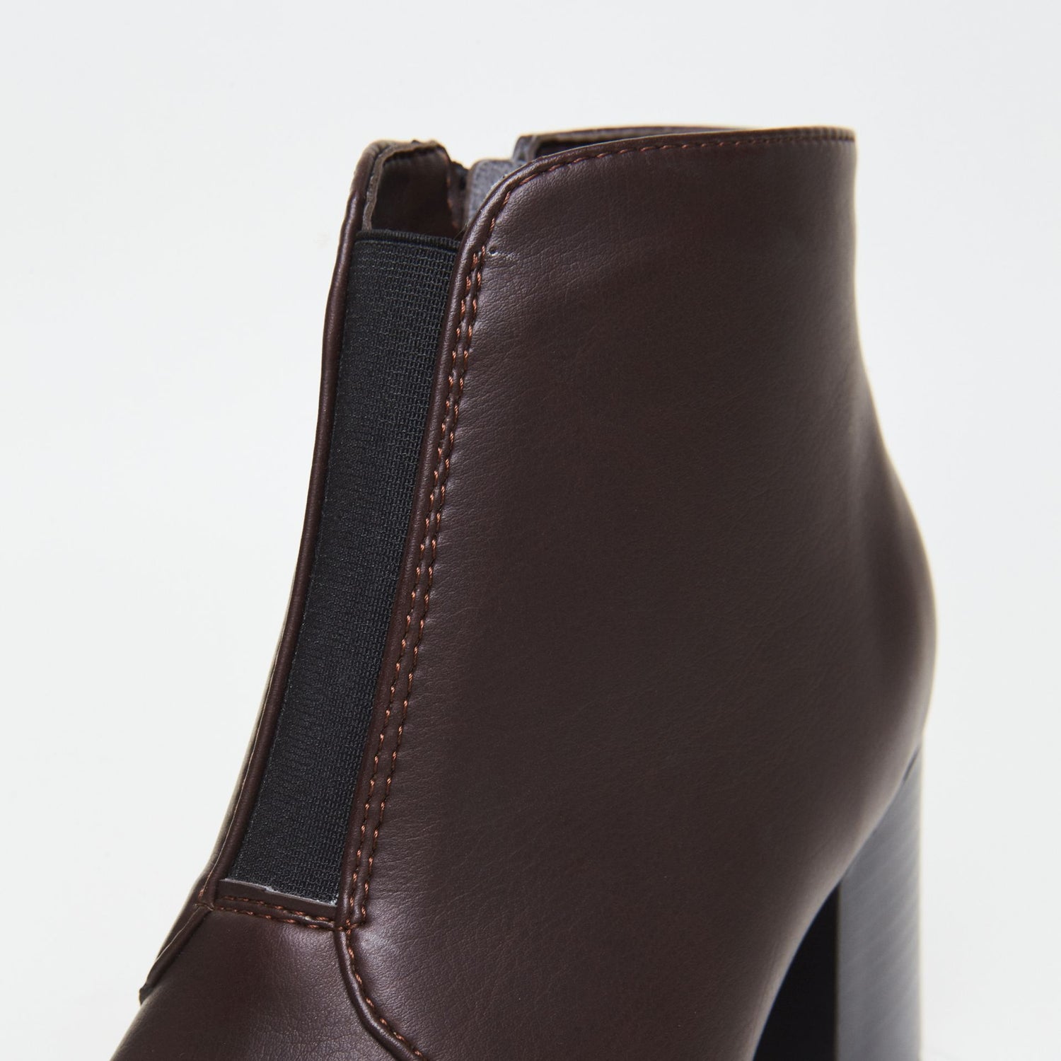 HANA vegane Stiefeletten: chocolate