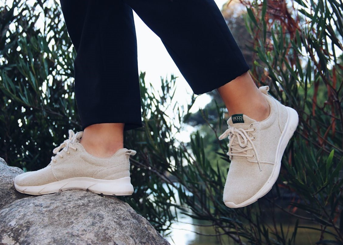 Explorer V2 für Damen, ganz in Beige
