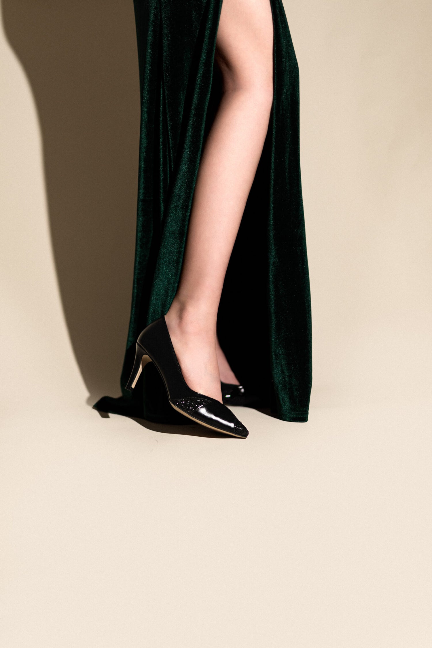 Elegant black vegan high heels with recycled glitter details