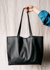 SHOPPER BAG grape leather black