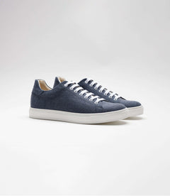 Vegan Hemp Sneaker V1 in dark blue, handcrafted sustainable footwear made from breathable hemp.