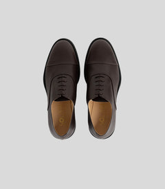 Vegan Oxford - Man designed by Solari Milano, featuring a smooth upper, rounded toe, and laces for formal occasions.