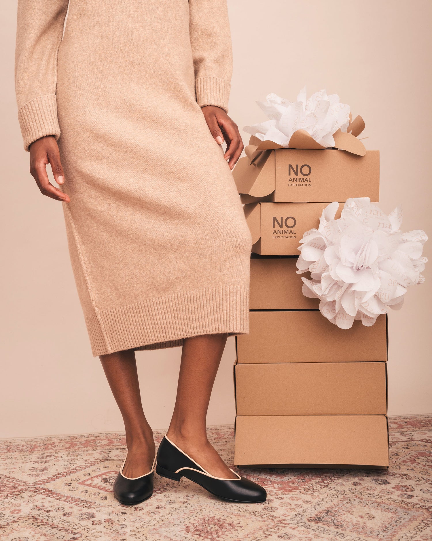 ISLA Black | Elegant Vegan Ballerinas in Apple Leather