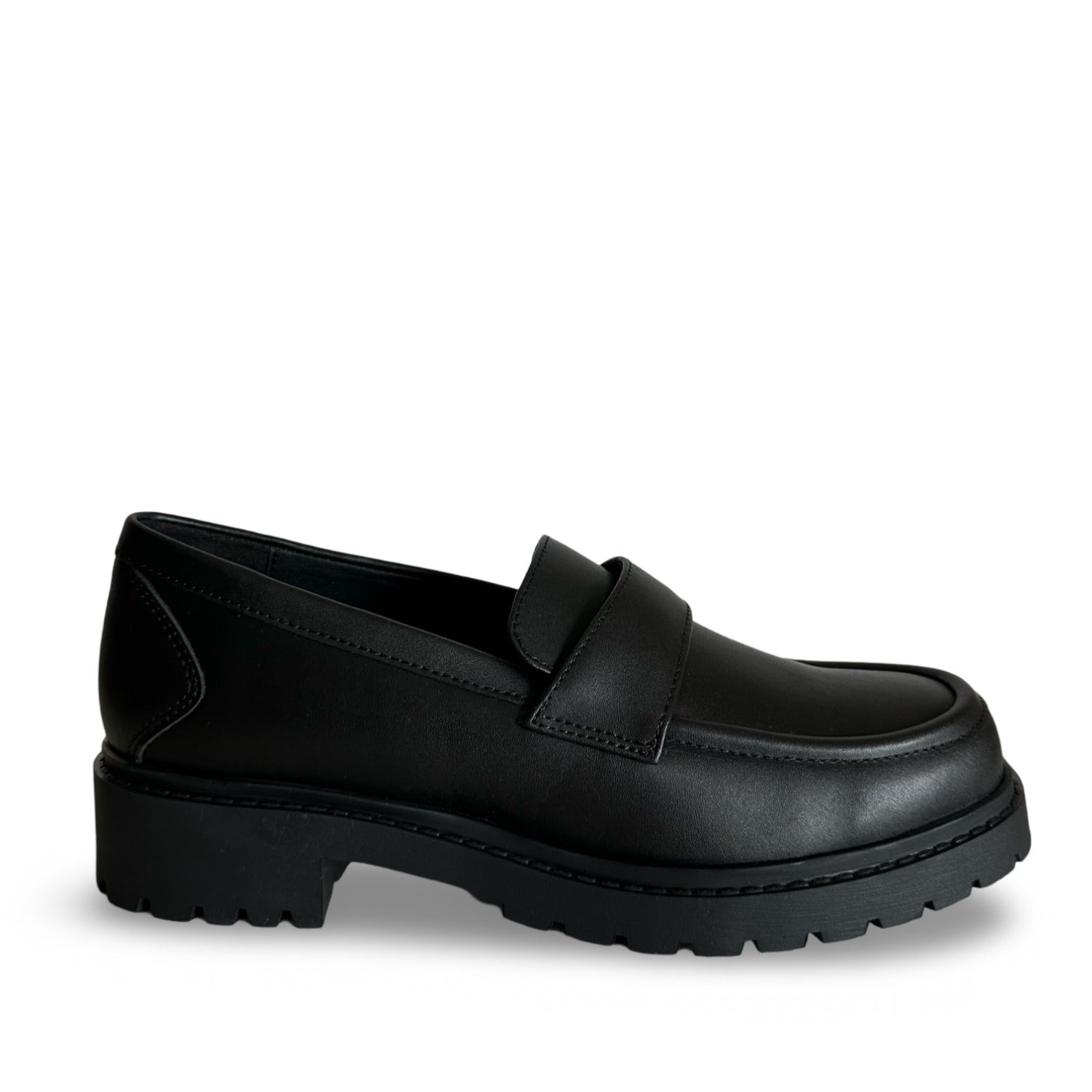 ALESSIA Black - Vegan Moccasins with Chunky Sole