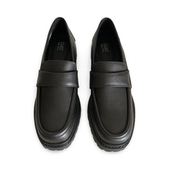 Women black moccasin