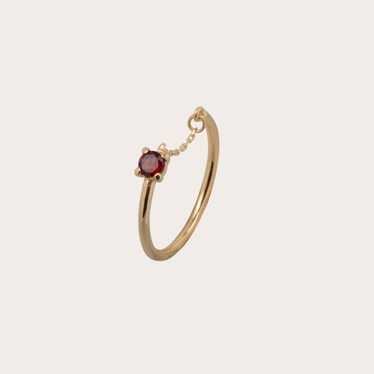 Ella Granat Ring