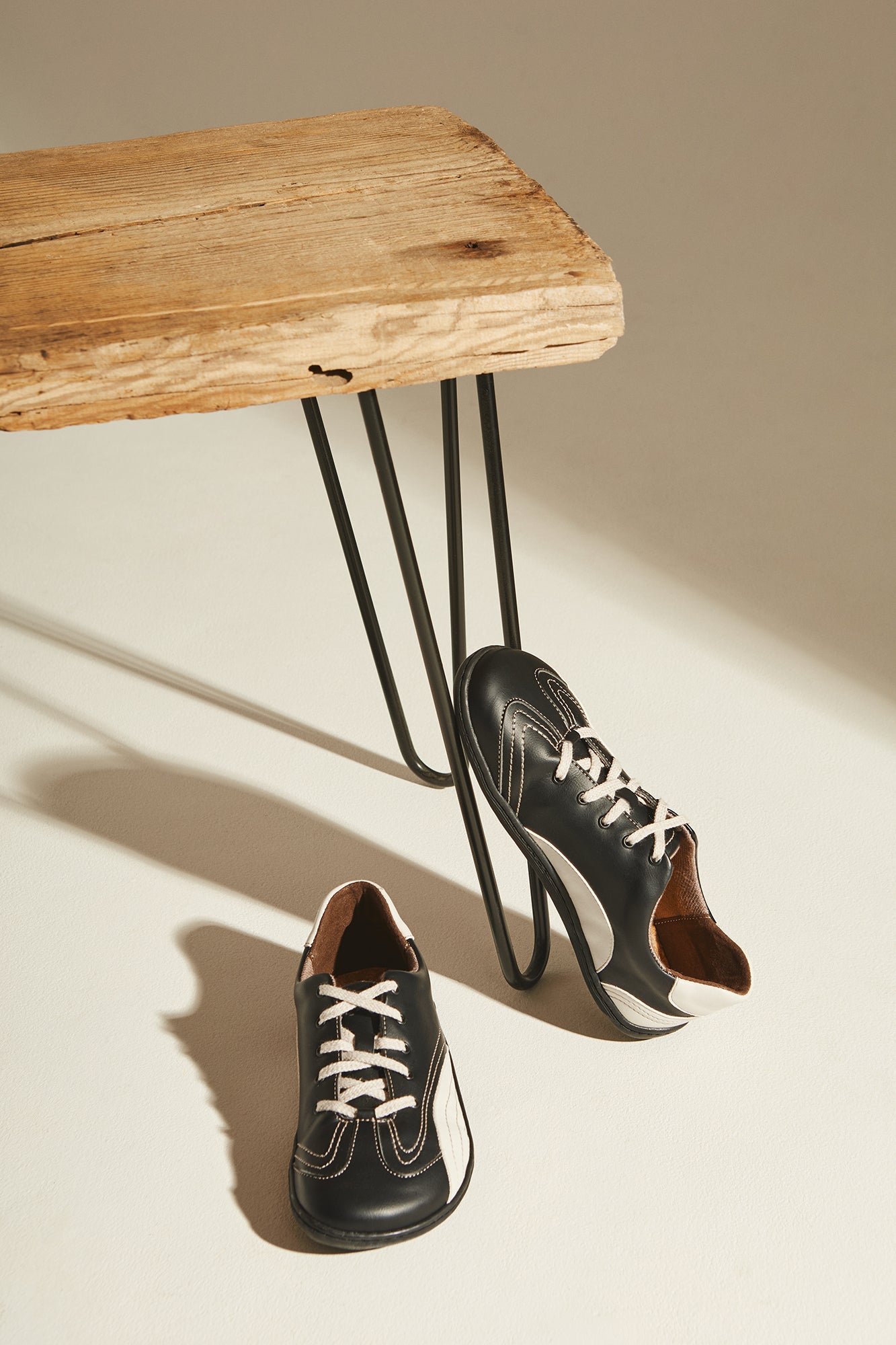 BARE 1 PENGUIN | Schwarze & Weiße Vegane Barfußschuhe