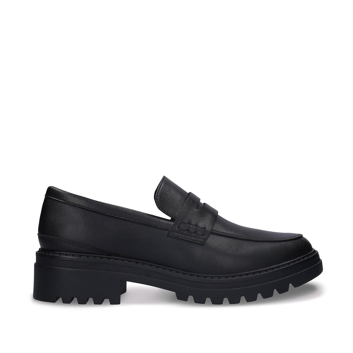 BRENDA Schwarzer veganer Penny-Loafer von oben – veganer Damen-Loafer ganz in Schwarz mit klassischem Penny-Riemendetail