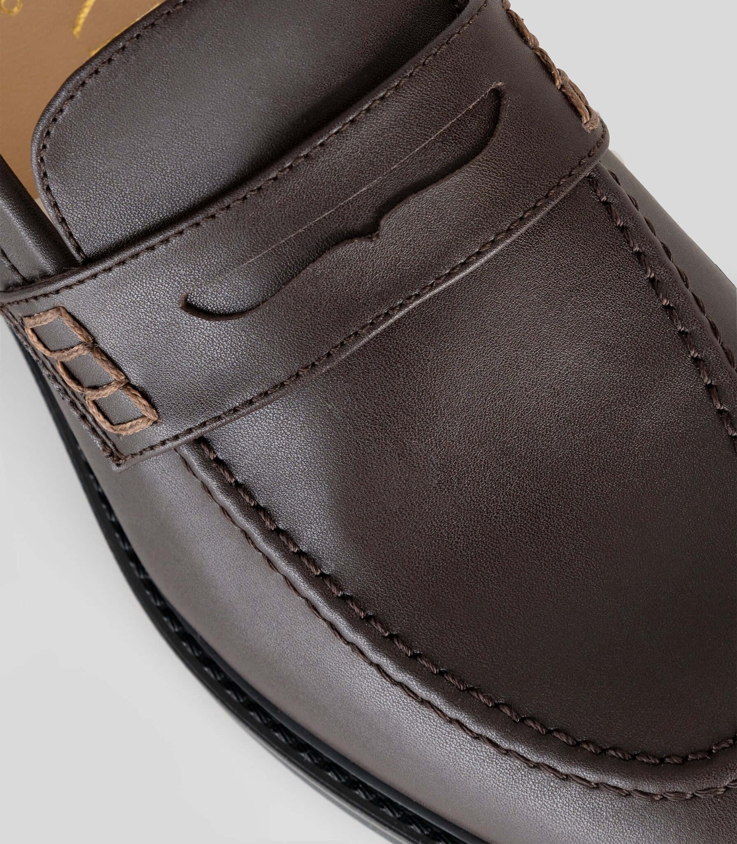 Brown vegan loafer for women by Solari Milano, upper detail