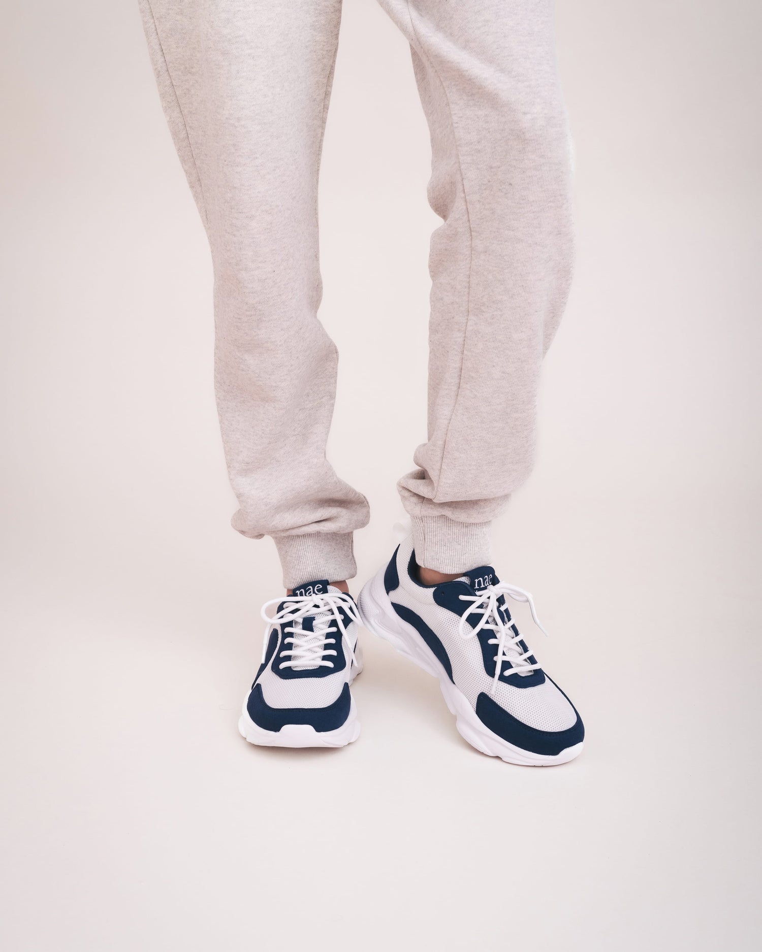 Vegane Unisex Sneaker blau – Sportschuhe aus recyceltem PET leicht