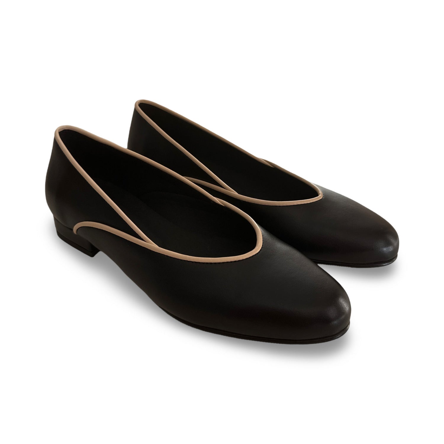 ISLA Black | Elegant Vegan Ballerinas in Apple Leather
