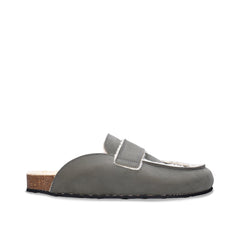 KOOD Green vegan clog side view — sage green vegan nubuck upper with organic cotton lining and cork footbed, made in Spain