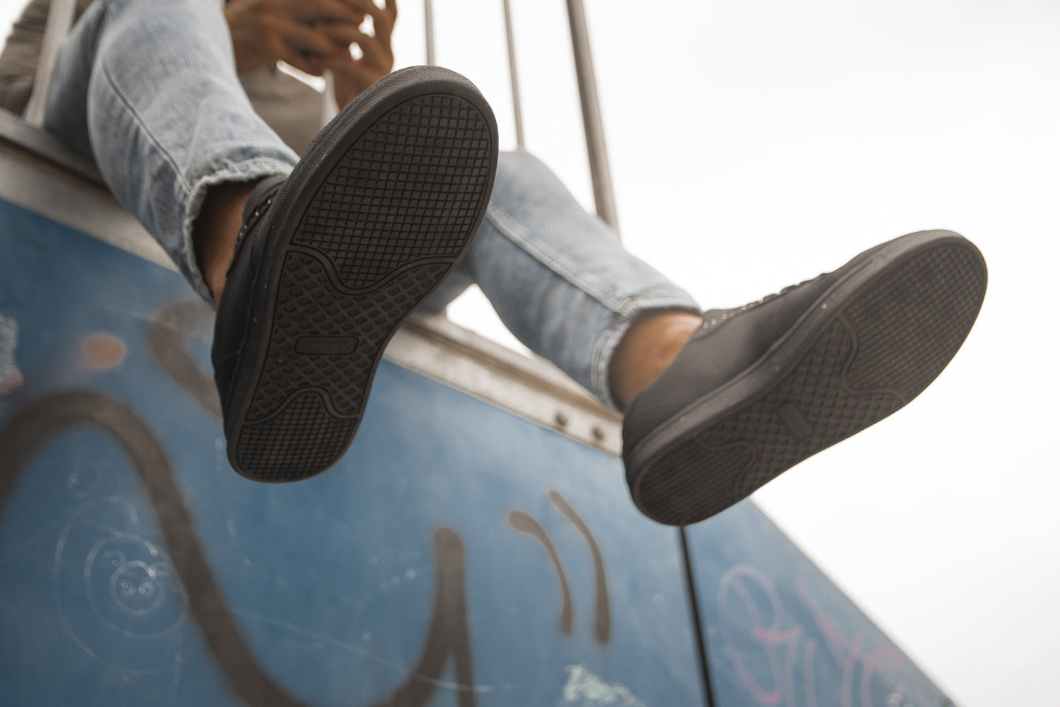 Seeker for Women Full Black