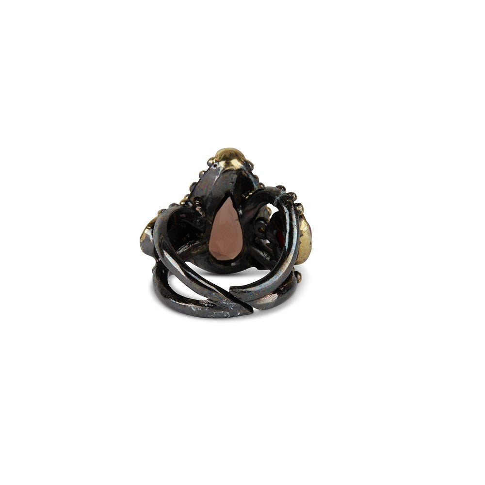 Gemstone splash ring