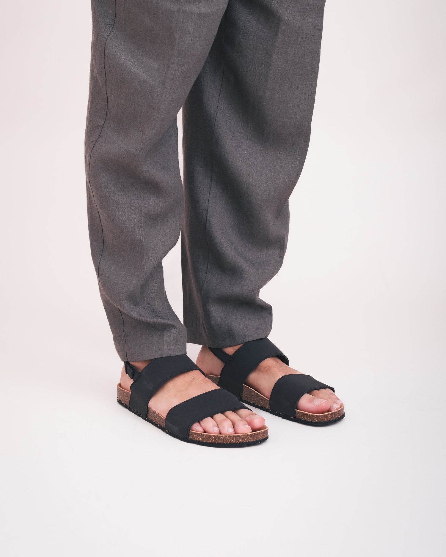 SAVAI Black Vegane Sandalen