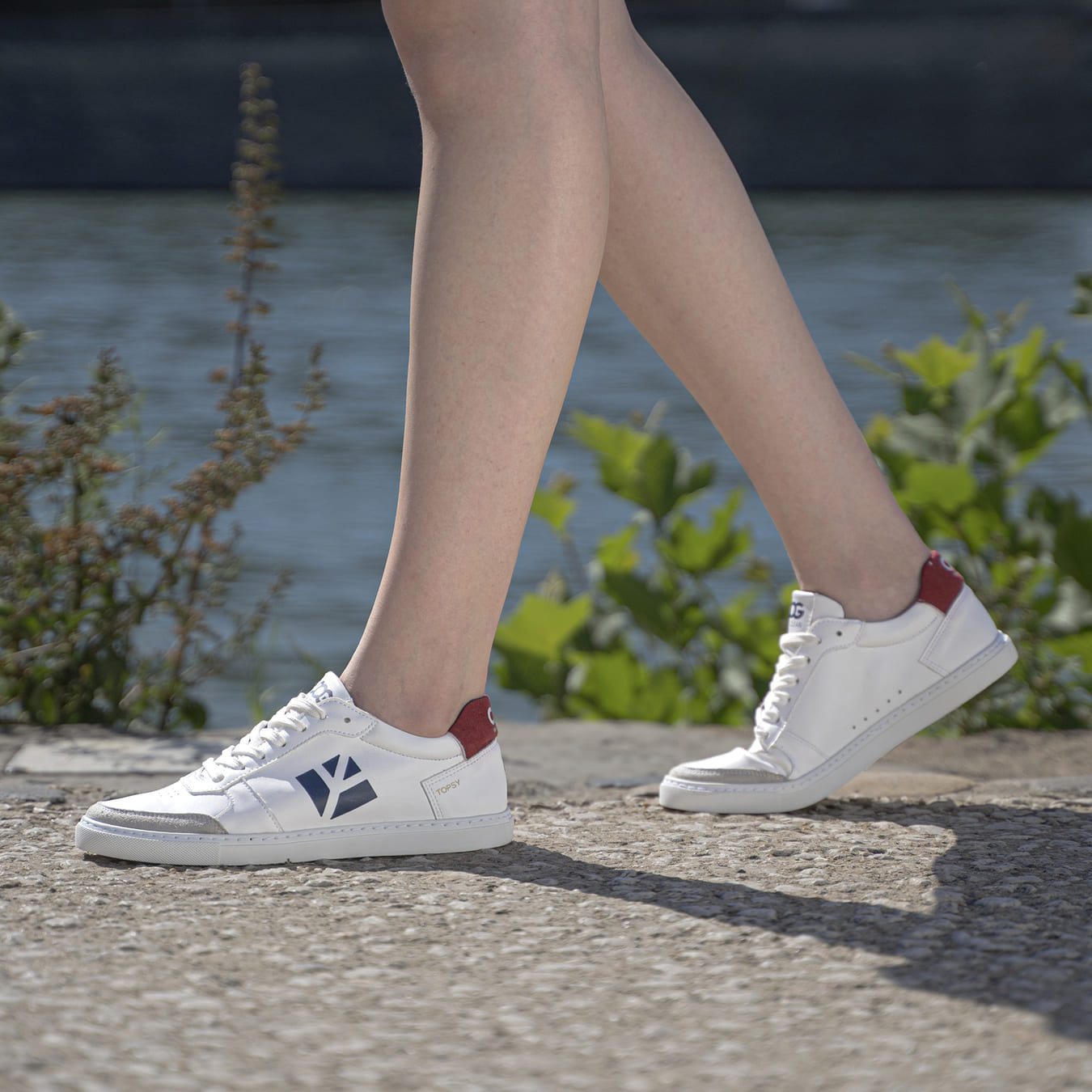Topsy Sneaker - White Blue Red