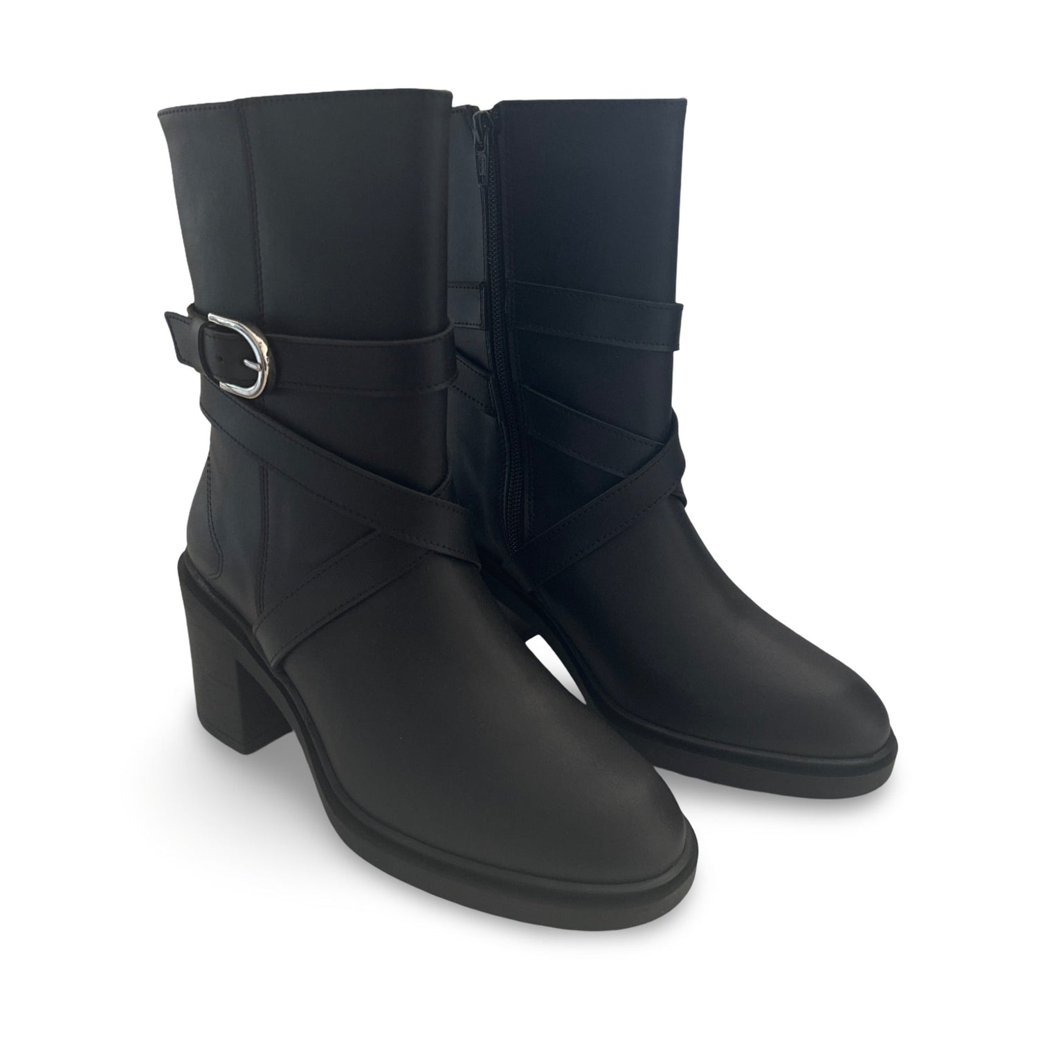 TULAI Black - Elegant Vegan Boots with Heel