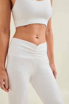 Weiße Yogahose aus Bio-Baumwolle - nachhaltige Activewear – Produktansicht 3