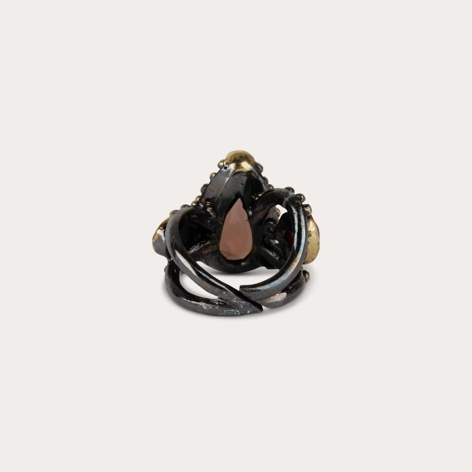 Gemstone splash ring