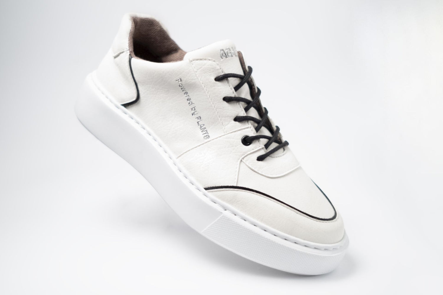 EMI low plant-based sneakers: off-white