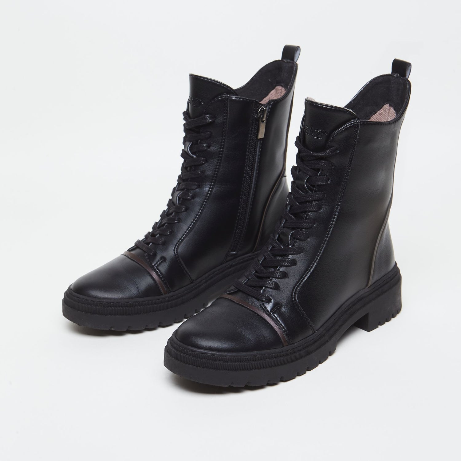 EDI ankle boots