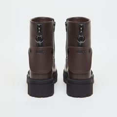 KAMA - 2 in 1 brown apple skin boots – close-up detail