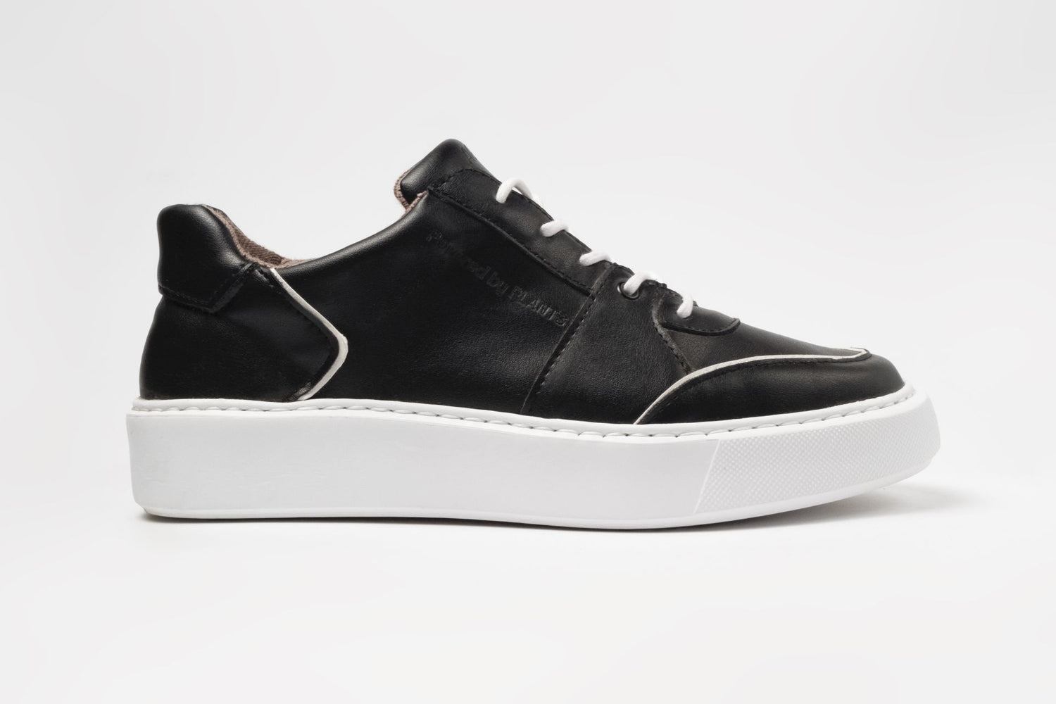 EMI low plant-based sneakers: black & white